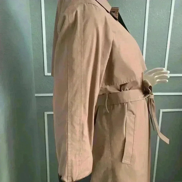 London Fog - Picture 6 of 13